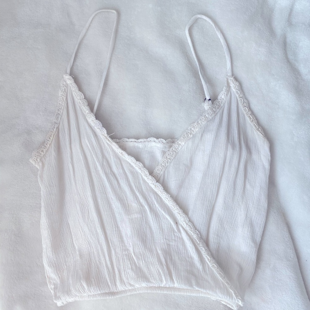 Tank/cropped v neck top